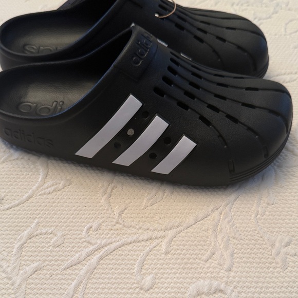 Adidas  Black Clogs - Picture 3 of 4